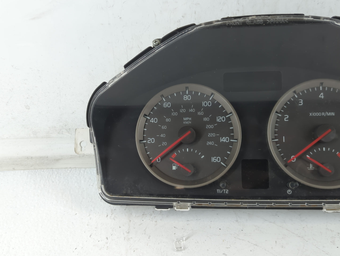 2004-2007 Volvo S40 Instrument Cluster Speedometer Gauges P/N:30710072 Fits Fits 2004 2005 2006 2007 OEM Used Auto Parts - O