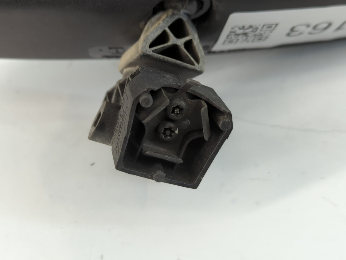 2005-2011 Volvo S40 Interior Rear View Mirror Replacement OEM P/N:E11025476 Fits Fits 2005 2006 2007 2008 2009 2010 2011 201