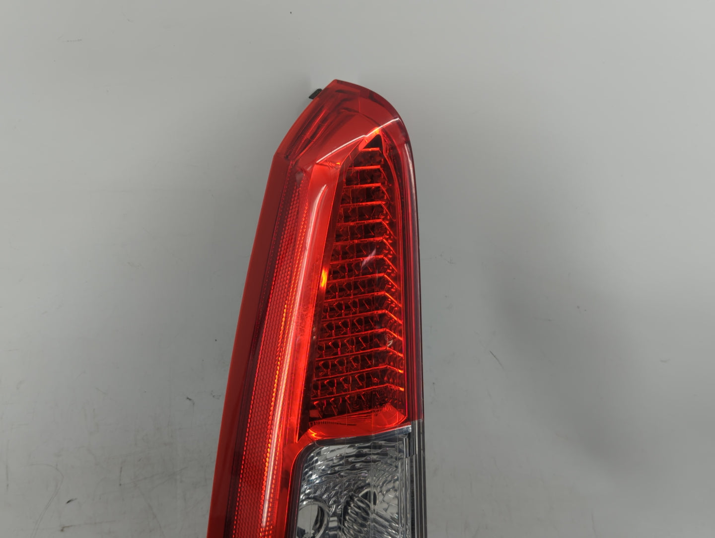 2007 Volvo S70 Tail Light Assembly Driver Left OEM P/N:160985 Fits Fits 2005 2006 OEM Used Auto Parts - Oemusedautoparts1.co