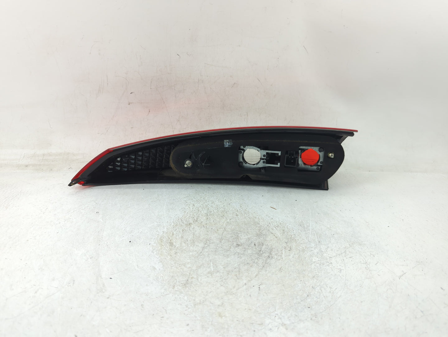 2007 Volvo S70 Tail Light Assembly Driver Left OEM P/N:160985 Fits Fits 2005 2006 OEM Used Auto Parts - Oemusedautoparts1.co