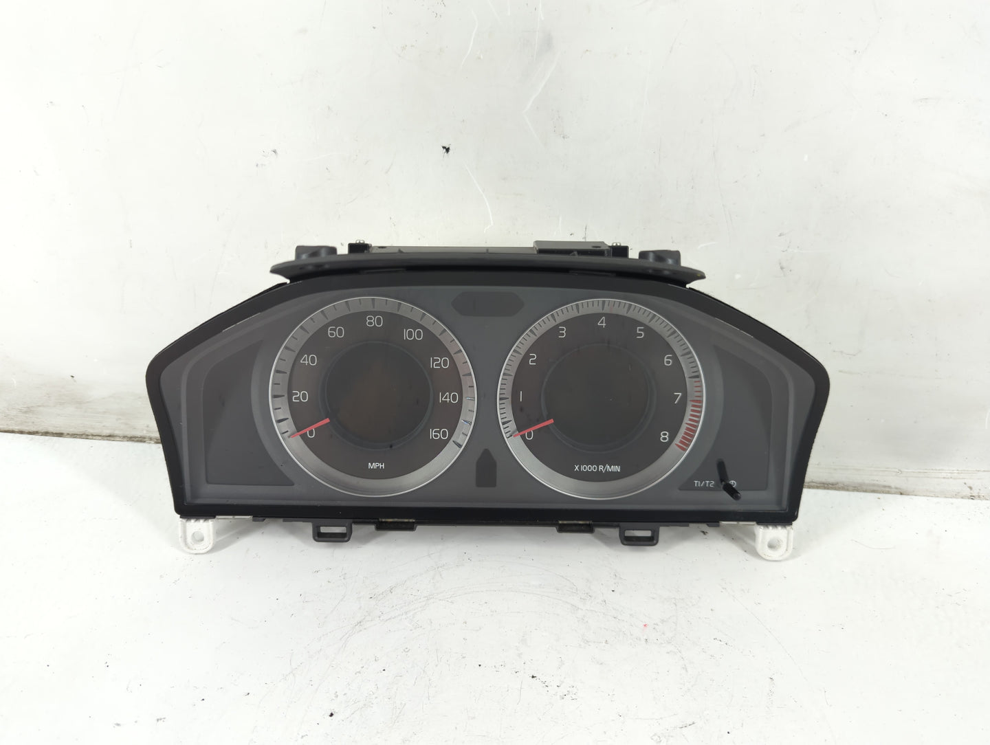 2007 Volvo S80 Instrument Cluster Speedometer Gauges P/N:30682840AH Fits OEM Used Auto Parts - Oemusedautoparts1.com