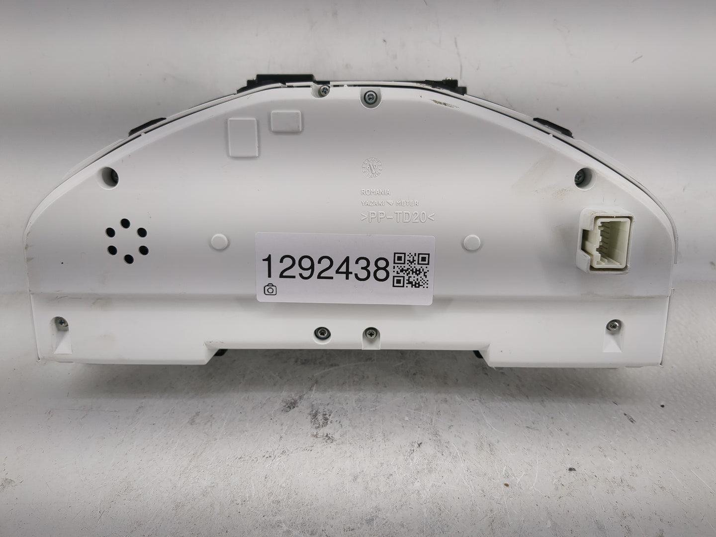 2007 Volvo S80 Instrument Cluster Speedometer Gauges P/N:69594-630U 8603413 Fits OEM Used Auto Parts - Oemusedautoparts1.com