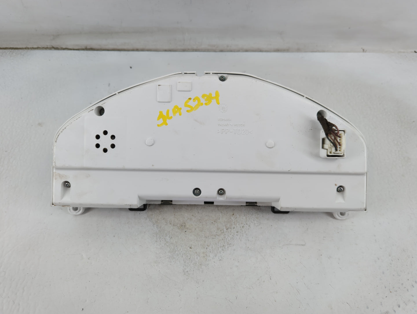 2007 Volvo S80 Instrument Cluster Speedometer Gauges P/N:69594-680U 30682840AH Fits OEM Used Auto Parts - Oemusedautoparts1.