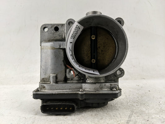 2007 Volvo V40 Throttle Body Fits Fits 2004 2005 2006 2008 2009 2010 OEM Used Auto Parts - Oemusedautoparts1.com