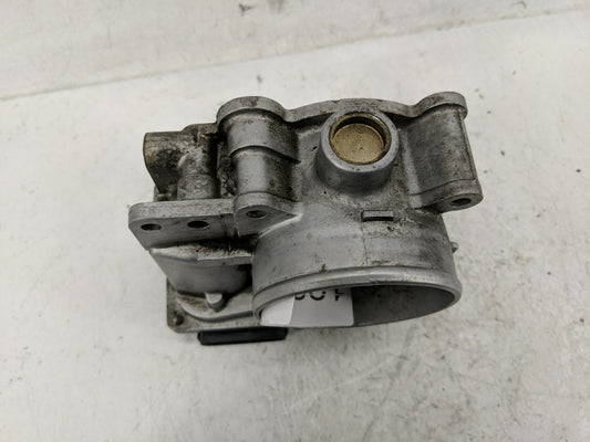 2007 Volvo V40 Throttle Body Fits Fits 2004 2005 2006 2008 2009 2010 OEM Used Auto Parts
