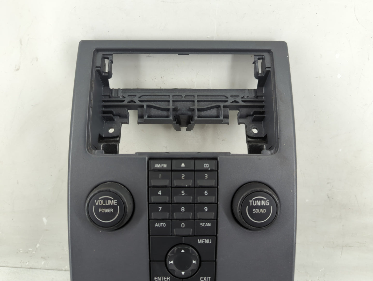 2007 Volvo V40 Radio AM FM Cd Player Receiver Replacement Fits Fits 2004 2005 2006 2008 2009 2010 2011 OEM Used Auto Parts -