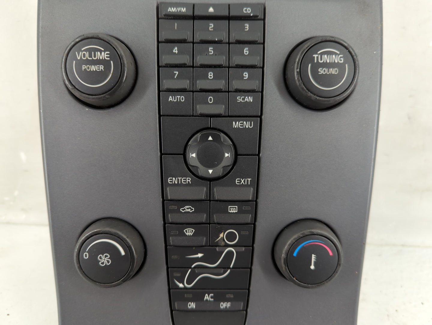 2007 Volvo V40 Radio AM FM Cd Player Receiver Replacement Fits Fits 2004 2005 2006 2008 2009 2010 2011 OEM Used Auto Parts -