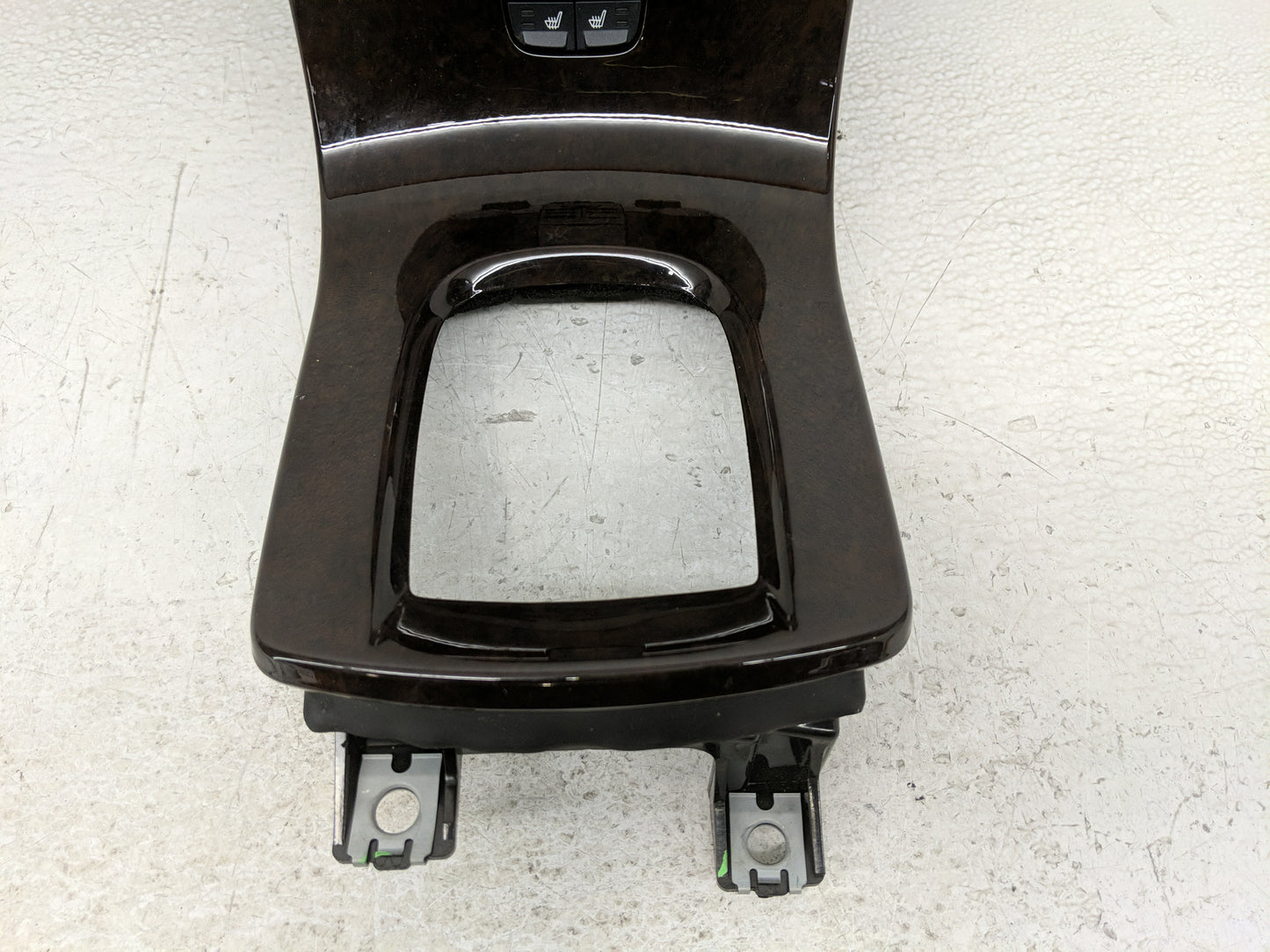 Volvo V40 Radio Control Panel - Oemusedautoparts1.com