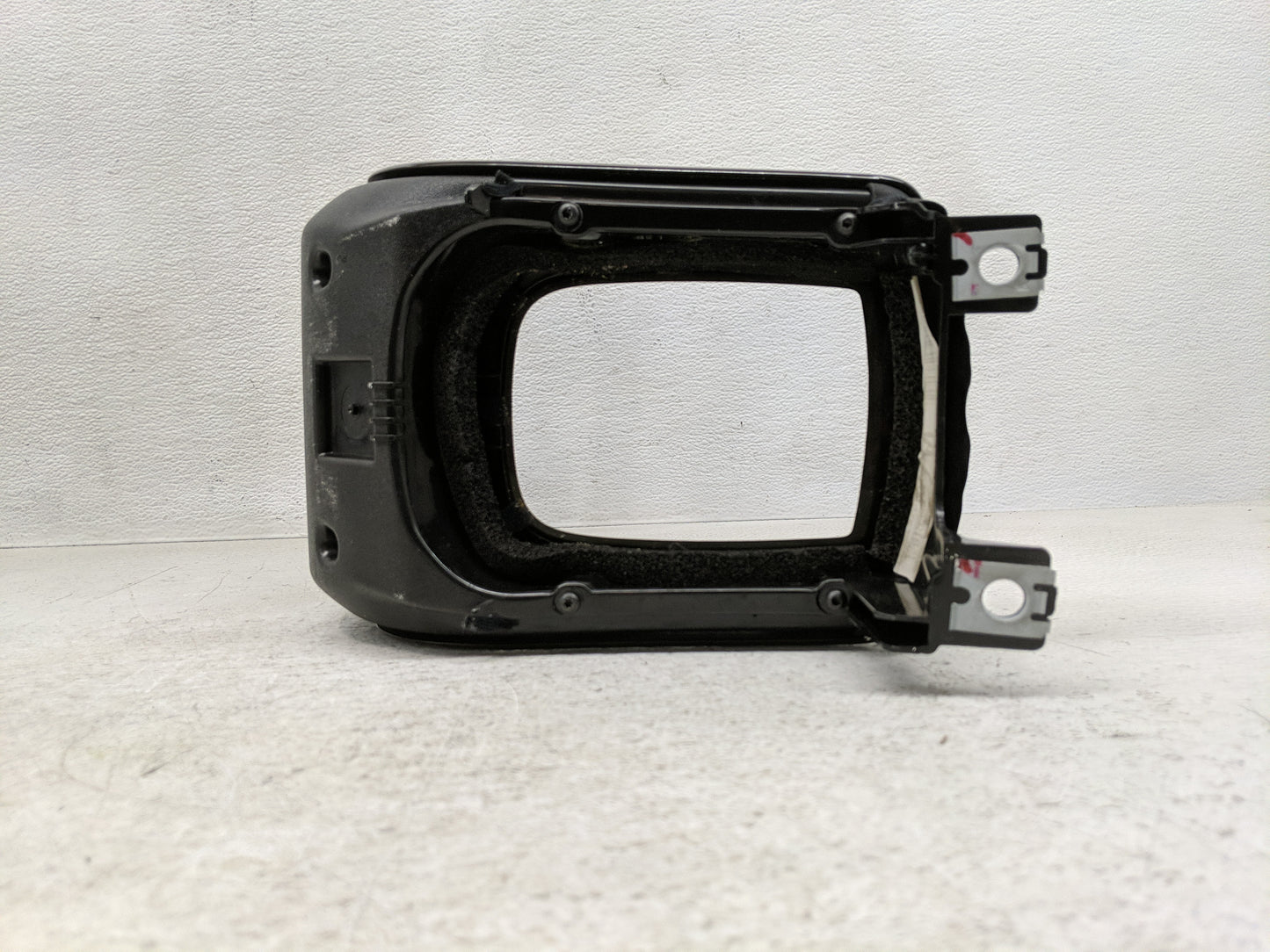 Volvo V40 Radio Control Panel - Oemusedautoparts1.com