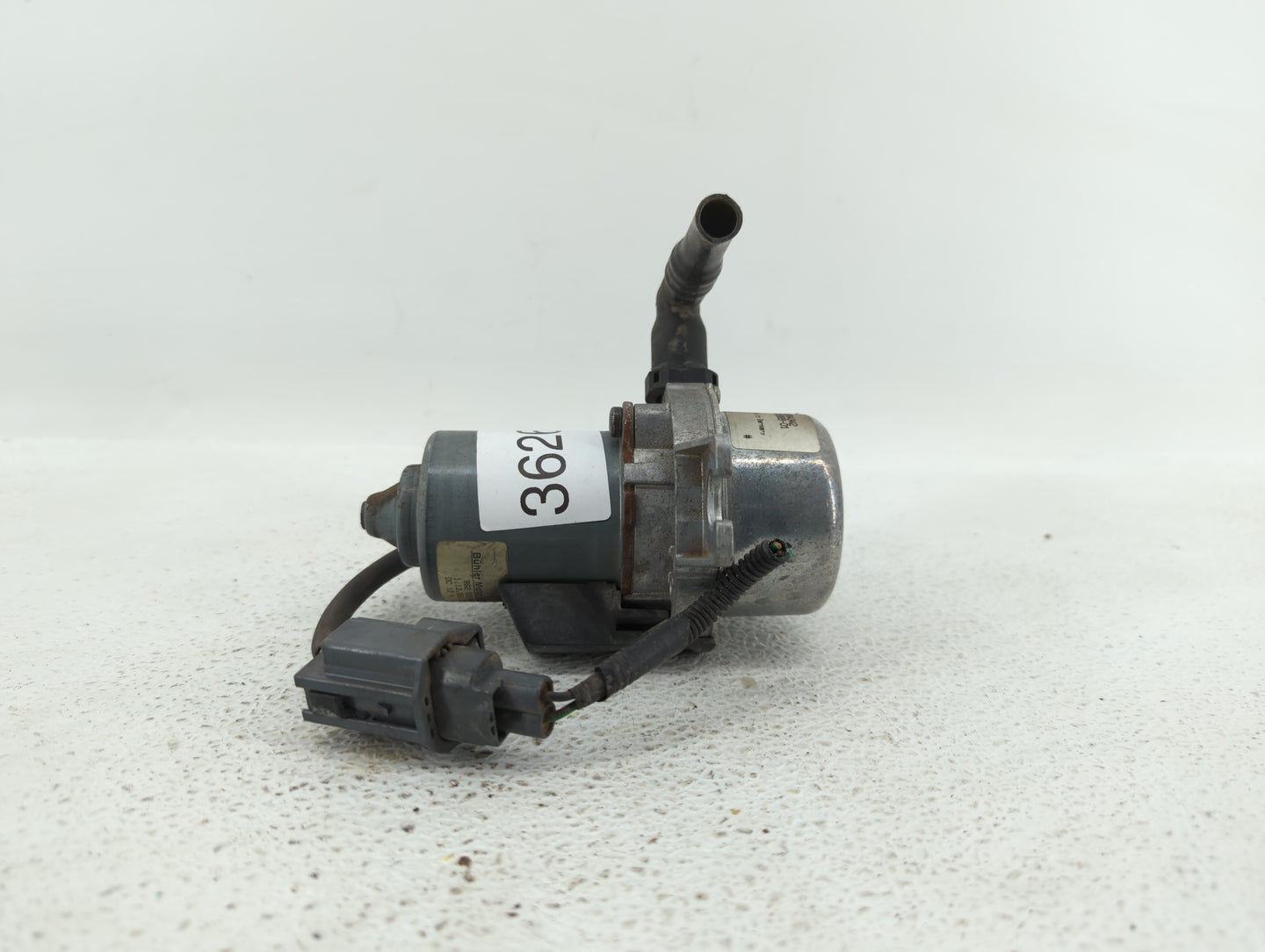 2007 Volvo V40 ABS Pump Control Module Replacement P/N:08684342 Fits OEM Used Auto Parts - Oemusedautoparts1.com