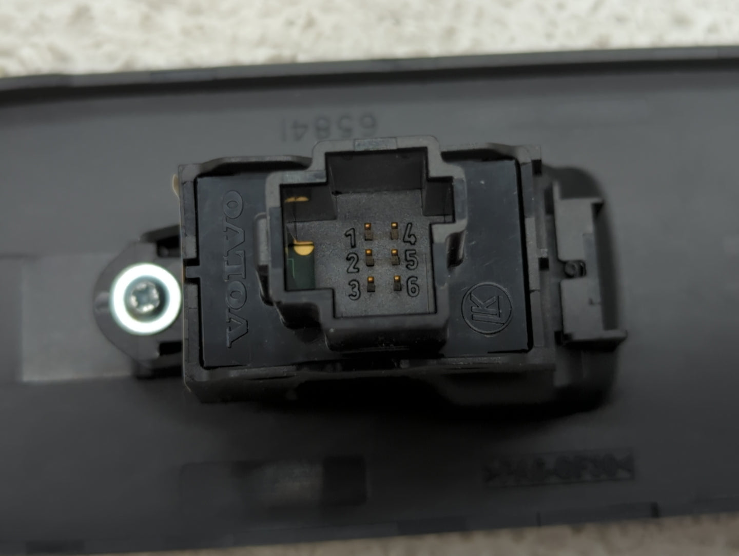 Volvo V40 Passenger Right Power Window Switch 30774162 - Oemusedautoparts1.com
