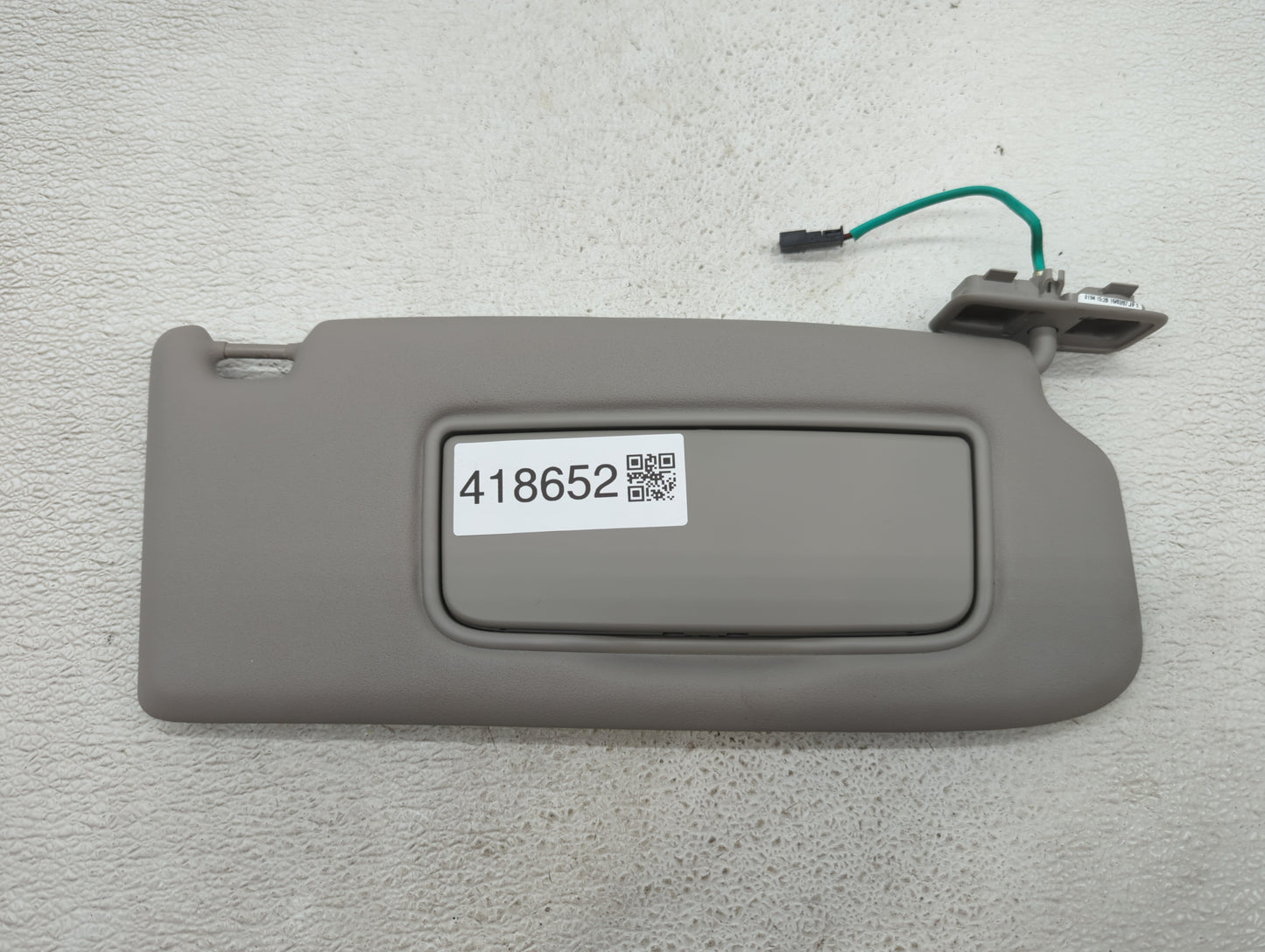 2007 Volvo V40 Sun Visor Shade Replacement Passenger Right Mirror Fits Fits 2008 2009 2010 2011 OEM Used Auto Parts - Oemuse