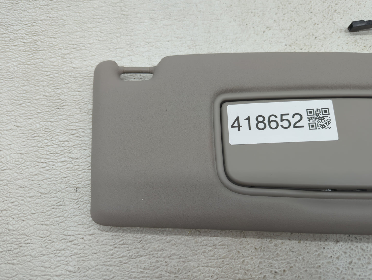2007 Volvo V40 Sun Visor Shade Replacement Passenger Right Mirror Fits Fits 2008 2009 2010 2011 OEM Used Auto Parts - Oemuse