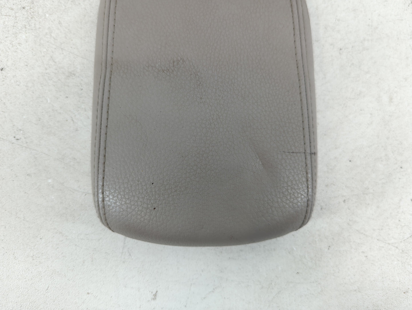 2007 Volvo V40 Air Bag Driver Left Knee OEM Fits Fits 2004 2005 2006 2008 2009 2010 2011 2012 2013 OEM Used Auto Parts - Oem