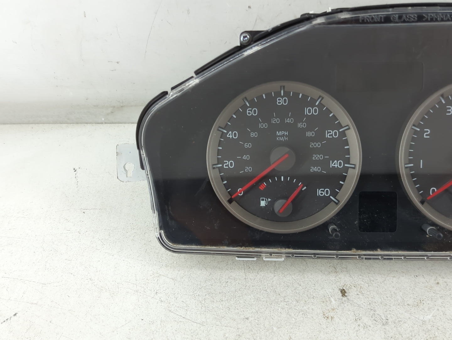 2007 Volvo V40 Instrument Cluster Speedometer Gauges Fits Fits 2004 2005 2006 OEM Used Auto Parts - Oemusedautoparts1.com