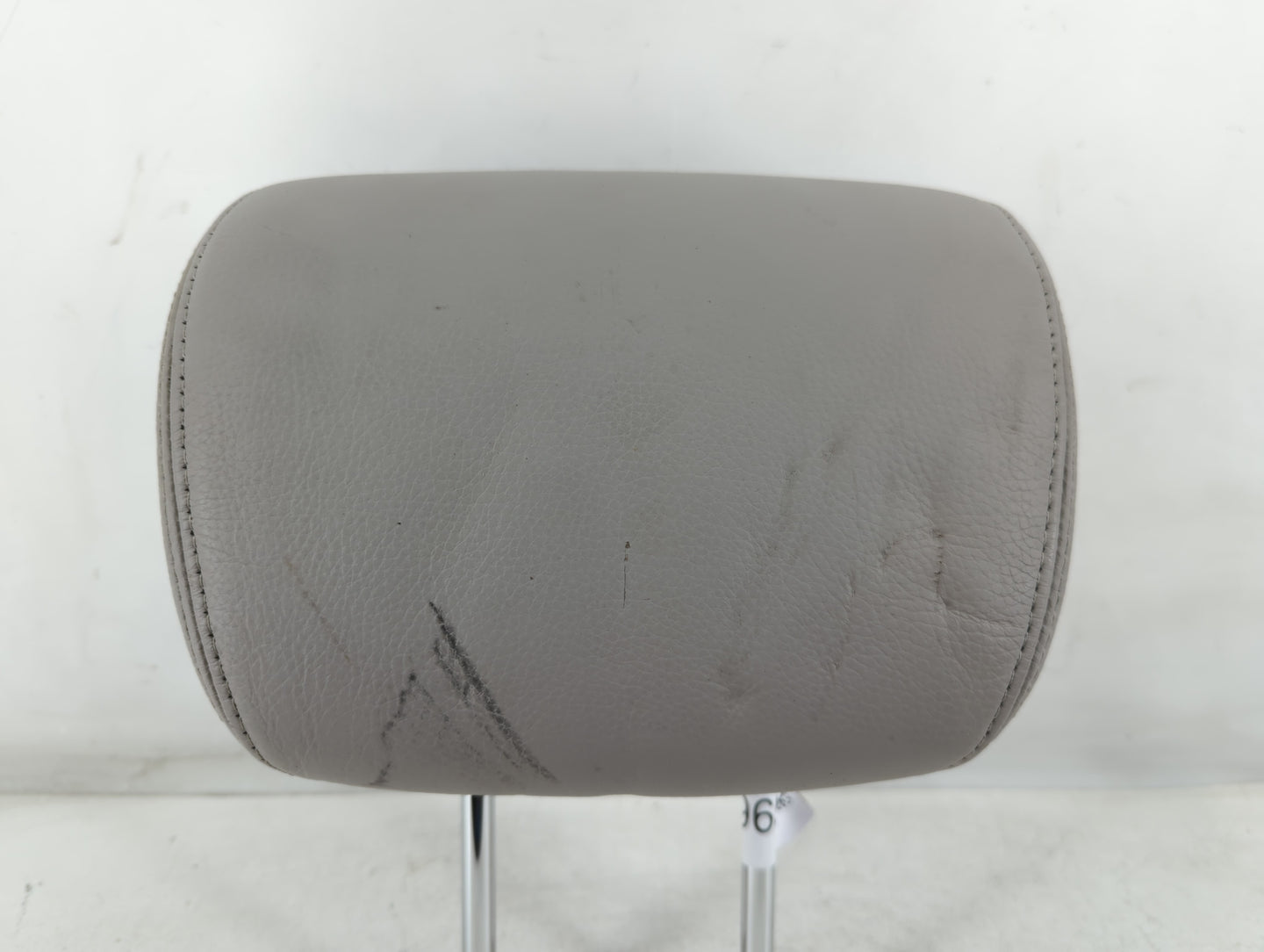 2004 Volvo V40 Headrest Head Rest Rear Center Seat Fits Fits 2005 2006 2007 2008 2009 2010 2011 OEM Used Auto Parts - Oemuse