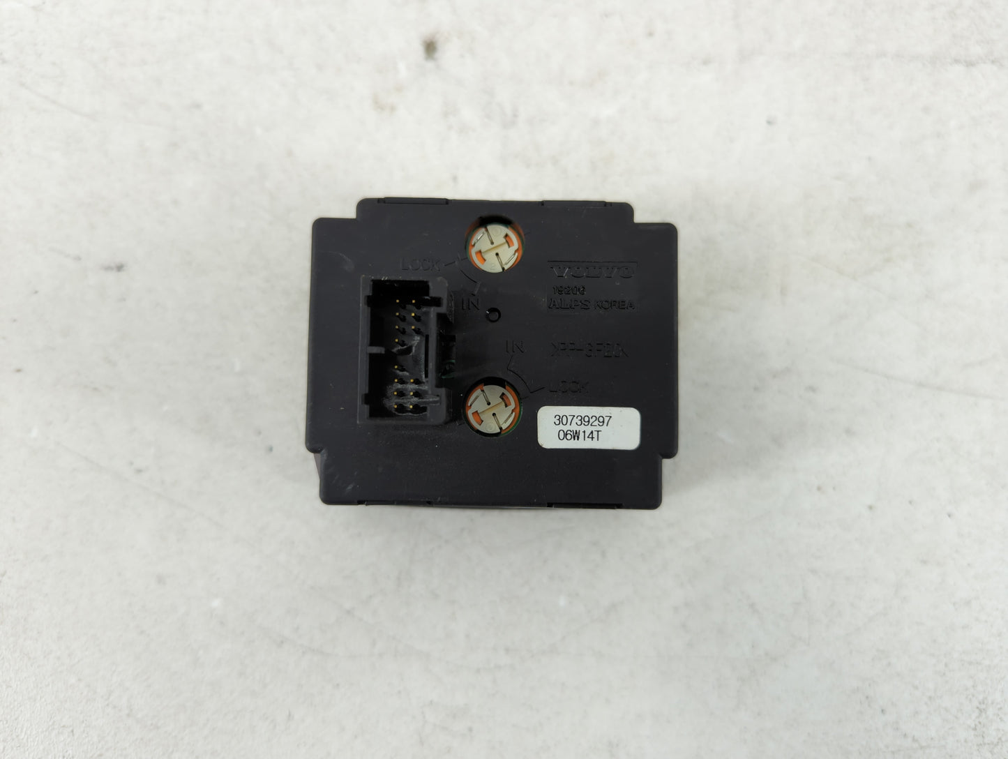 2007 Volvo V40 Headlight Head Light Switch Lamp Control - Oemusedautoparts1.com