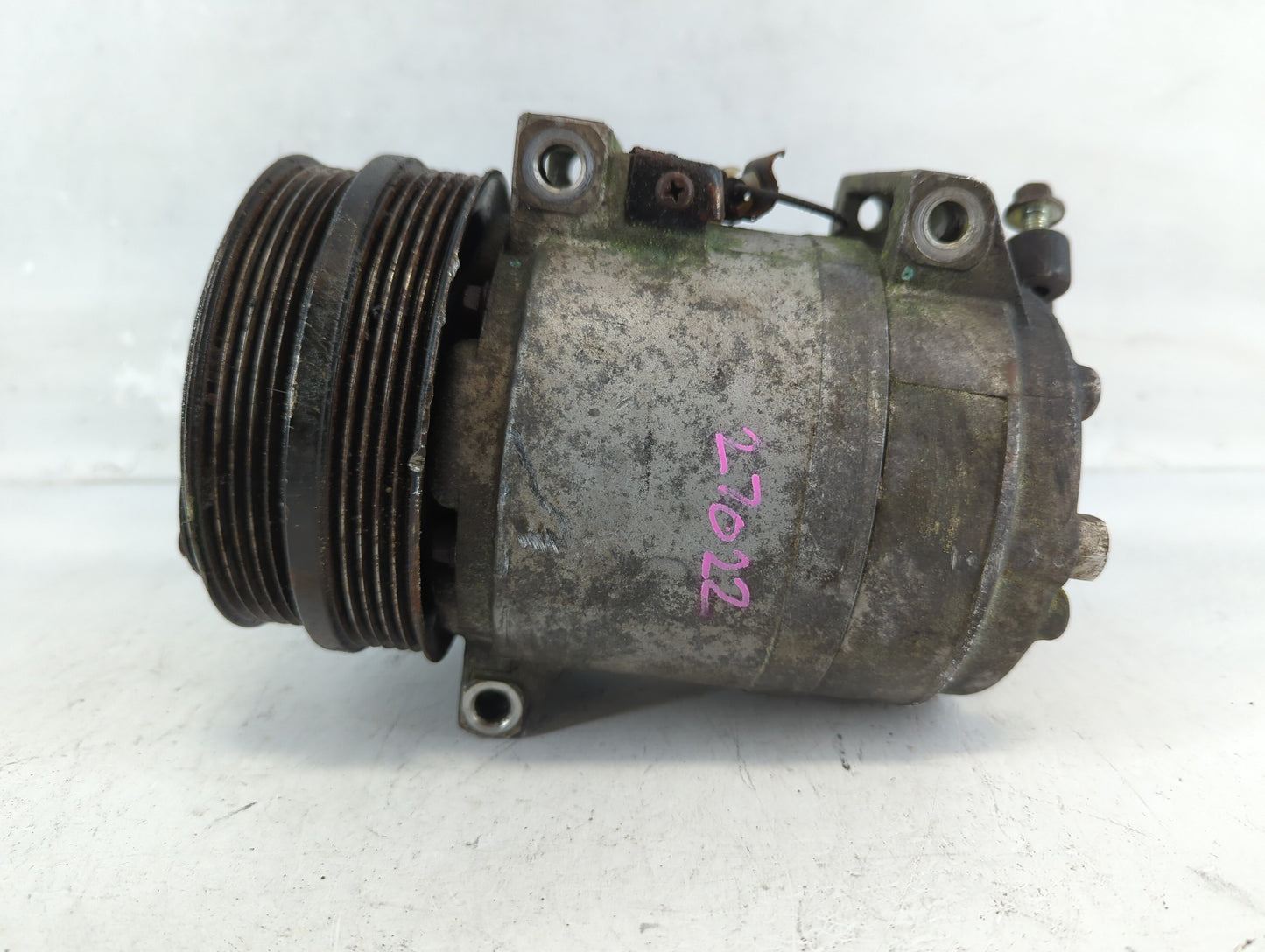 Volvo V40 Air Conditioning A/c Ac Compressor Oem - Oemusedautoparts1.com