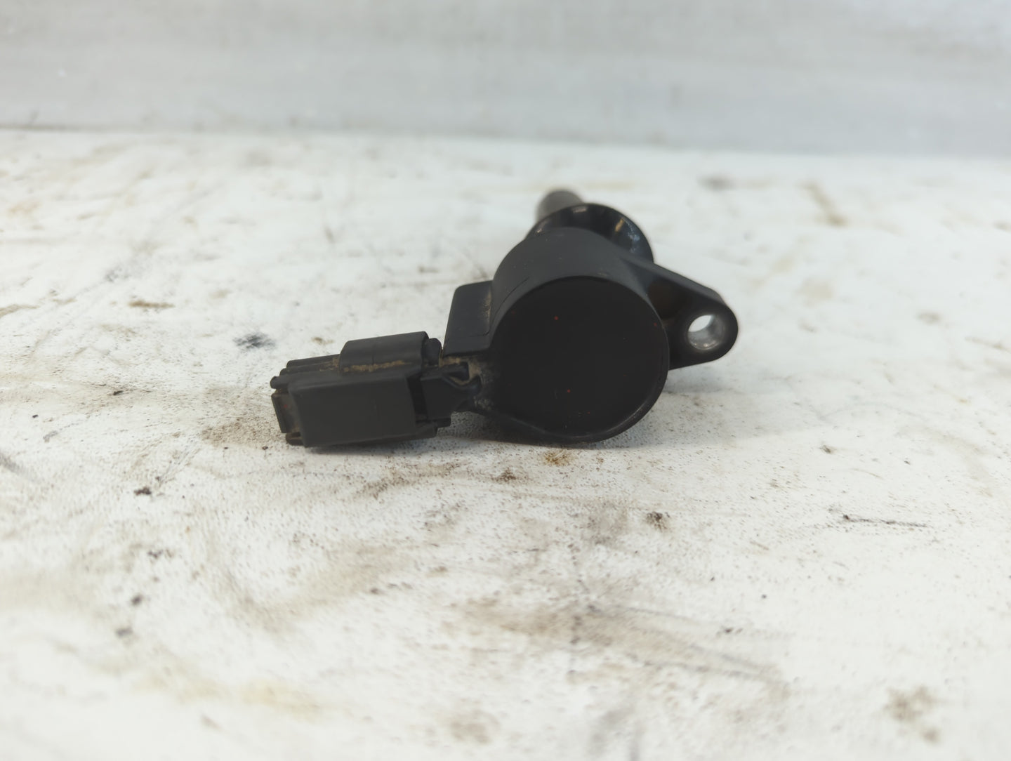 2007 Volvo V50 Ignition Coil Igniter Pack - Oemusedautoparts1.com