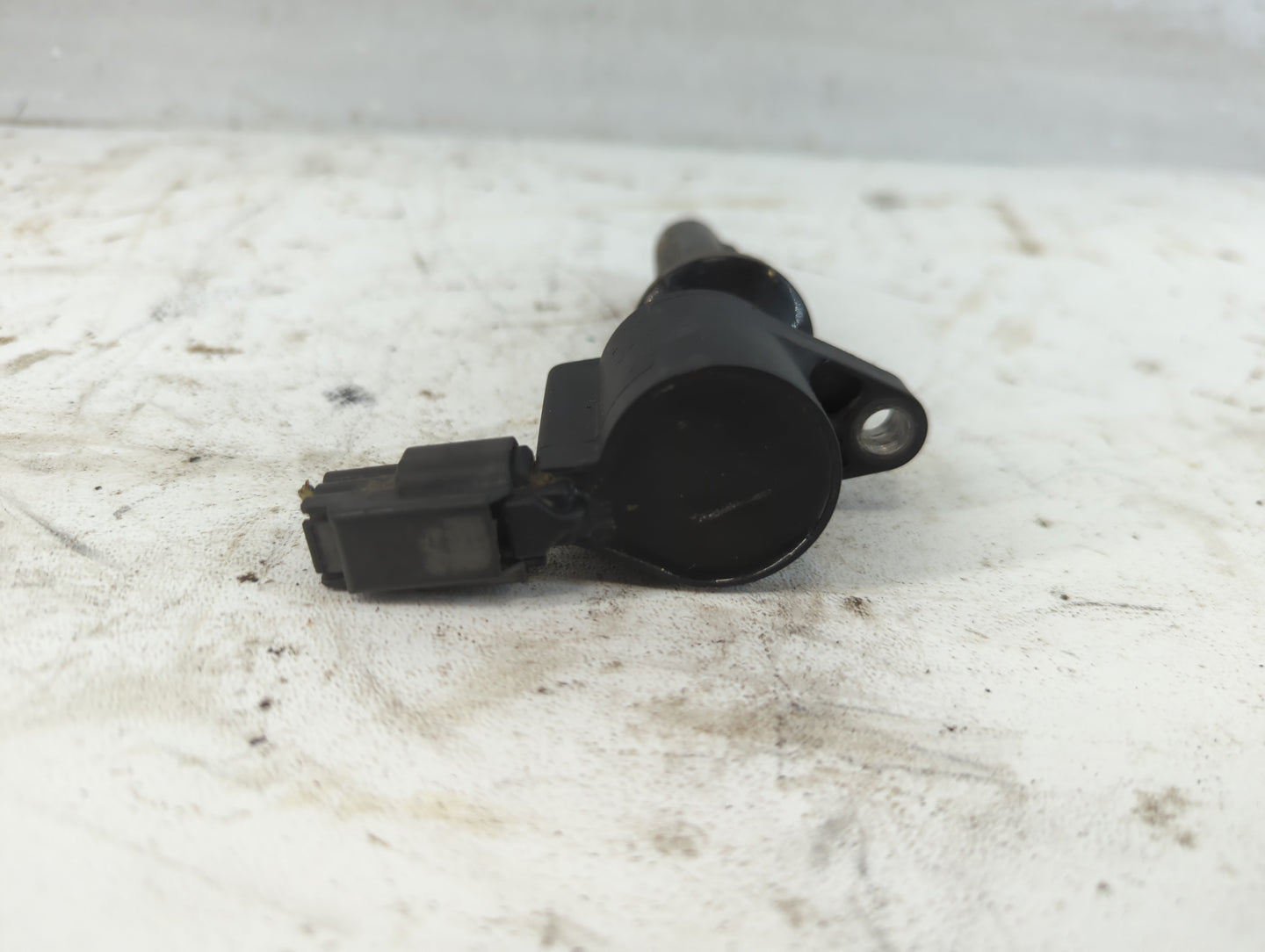 2007 Volvo V50 Ignition Coil Igniter Pack - Oemusedautoparts1.com