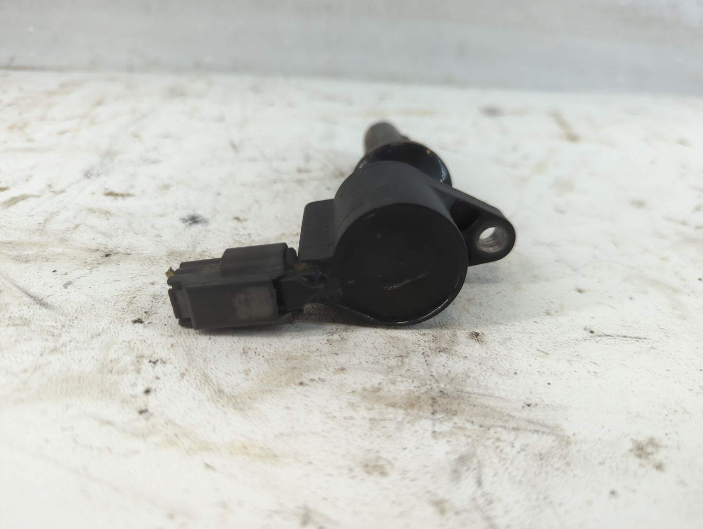 2007 Volvo V50 Ignition Coil Igniter Pack - Oemusedautoparts1.com