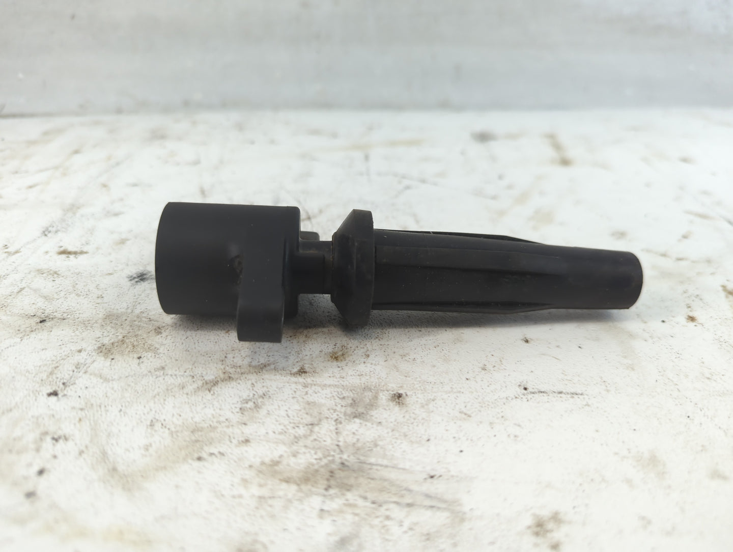 2007 Volvo V50 Ignition Coil Igniter Pack - Oemusedautoparts1.com
