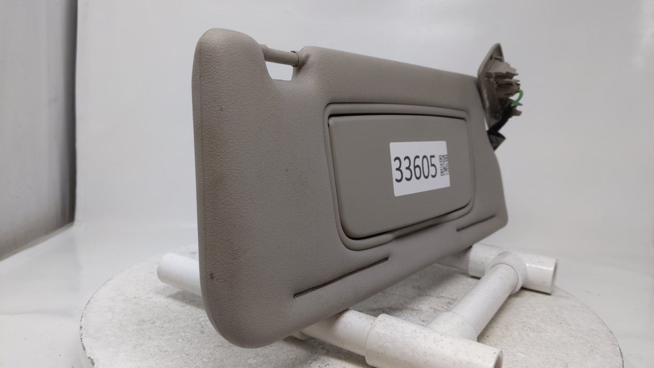 2007 Volvo V70 Sun Visor Shade Replacement Passenger Right Mirror Fits OEM Used Auto Parts - Oemusedautoparts1.com