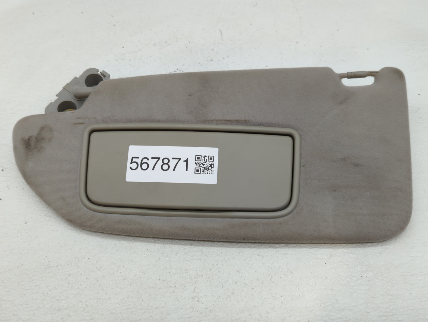 2005-2007 Volvo V70 Sun Visor Shade Replacement Passenger Right Mirror Fits Fits 2005 2006 2007 2008 2009 OEM Used Auto Part