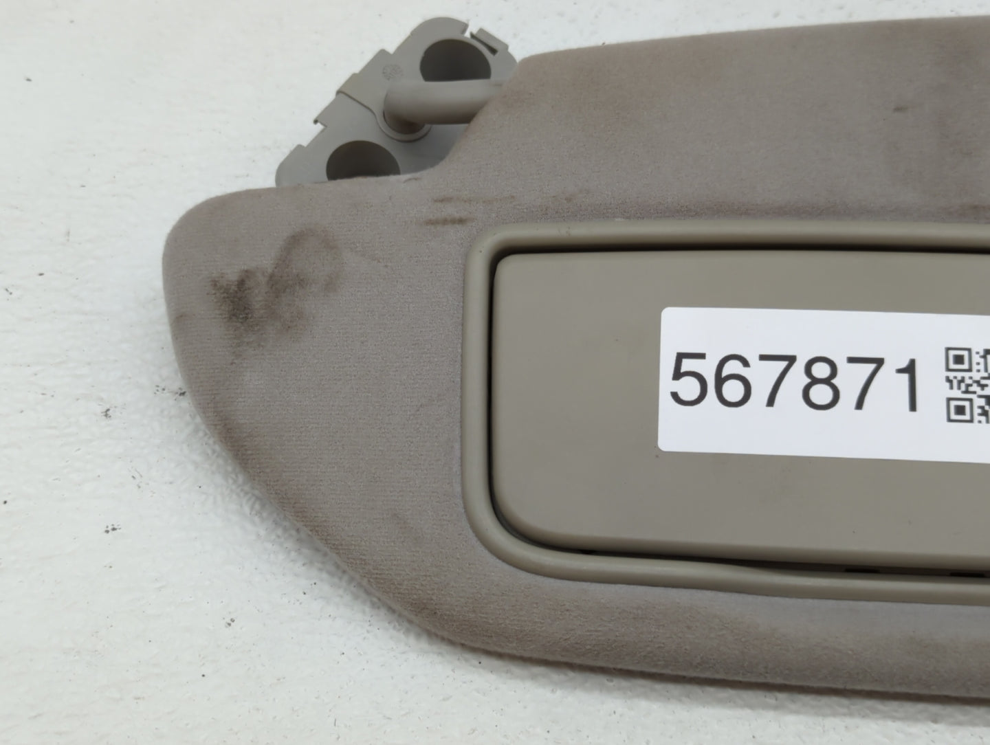 2005-2007 Volvo V70 Sun Visor Shade Replacement Passenger Right Mirror Fits Fits 2005 2006 2007 2008 2009 OEM Used Auto Part