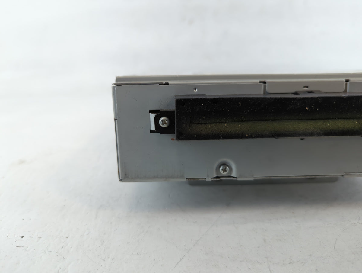 Volvo V70 Am Fm Cd Player Radio Receiver 738018 - Oemusedautoparts1.com