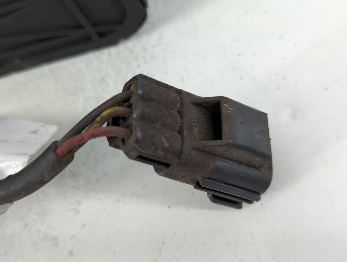 2001-2007 Volvo V70 Front Windshield Wiper Motor P/N:8620960 Fits Fits 1999 2000 2001 2002 2003 2004 2005 2006 2007 2008 200