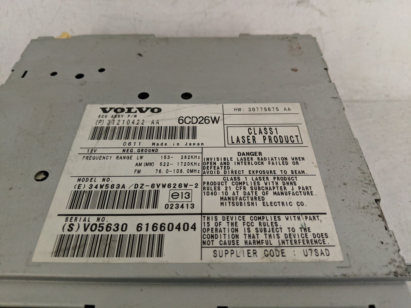 2007-2009 Volvo Xc90 Radio AM FM Cd Player Receiver Replacement P/N:31210422 AA Fits Fits 2007 2008 2009 OEM Used Auto Parts