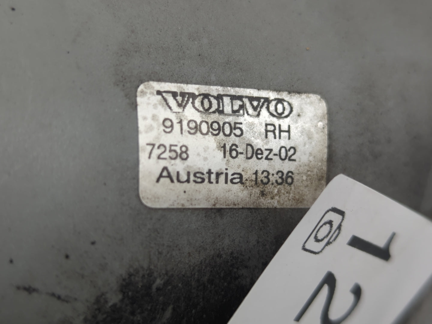 2003-2013 Volvo Xc90 Passenger Right Oem Front Light Lamp - Oemusedautoparts1.com