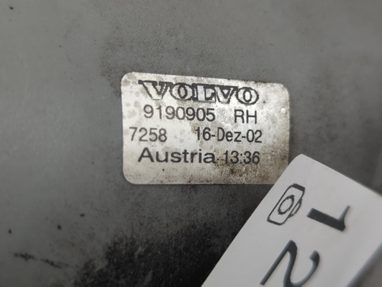 2003-2013 Volvo Xc90 Passenger Right Oem Front Light Lamp - Oemusedautoparts1.com