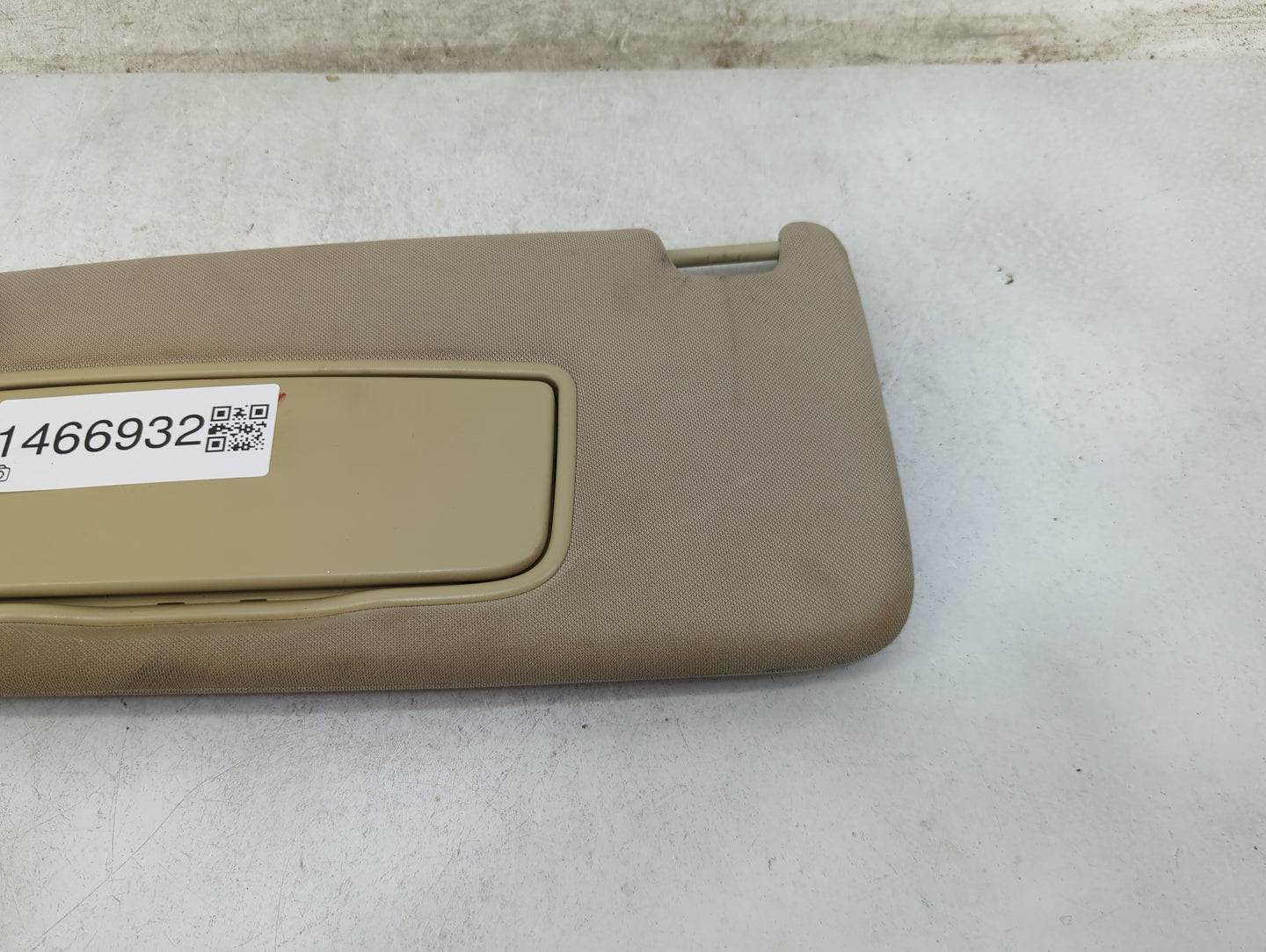 2007 Volvo Xc90 Sun Visor Shade Replacement Driver Left Mirror Fits OEM Used Auto Parts - Oemusedautoparts1.com