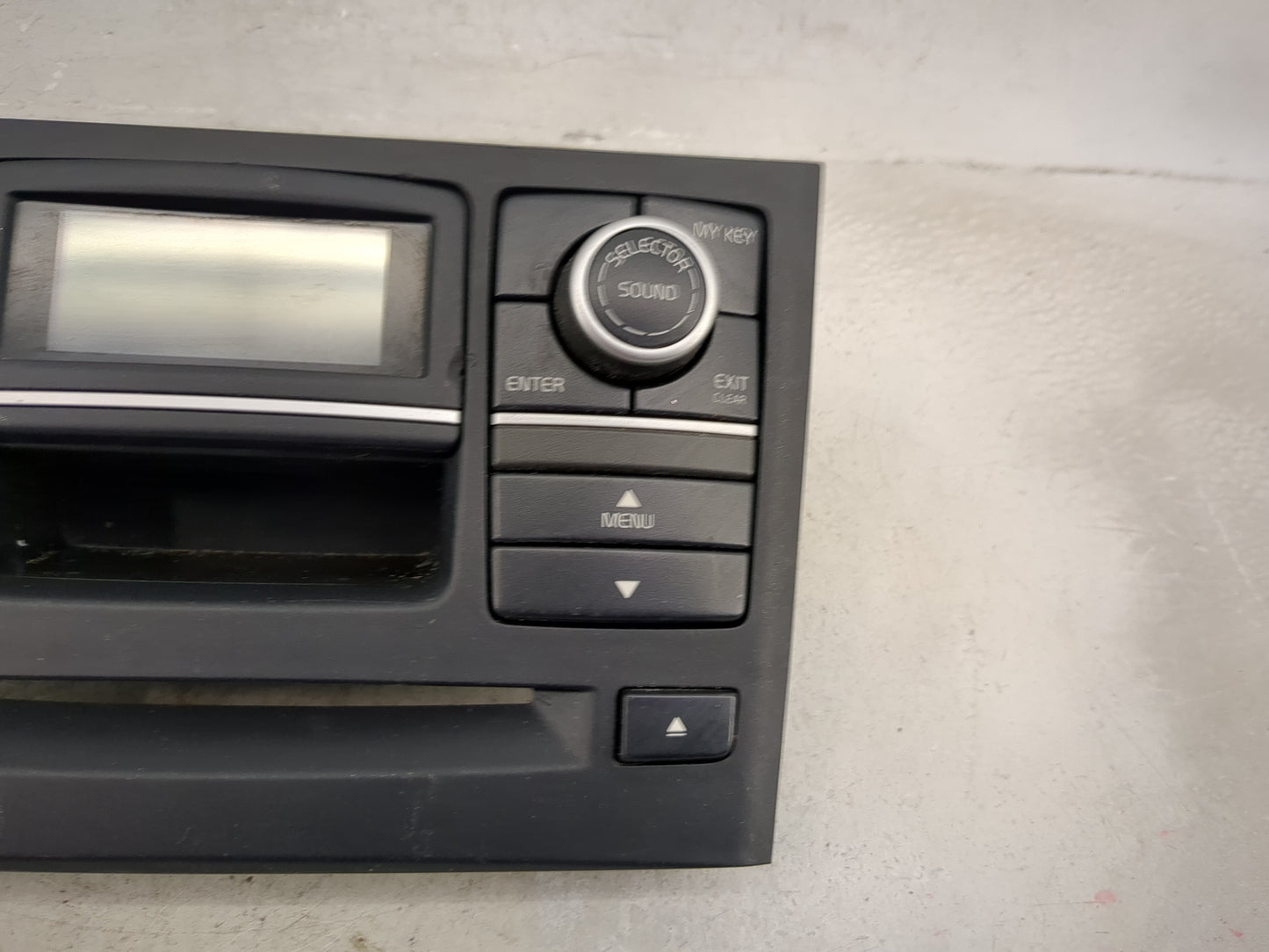 2007-2012 Volvo Xc90 Radio Control Panel - Oemusedautoparts1.com
