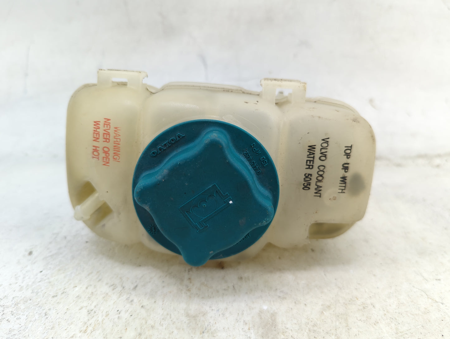 2003-2007 Volvo Xc90 Radiator Coolant Overflow Expansion Tank Bottle 1494219 - Oemusedautoparts1.com