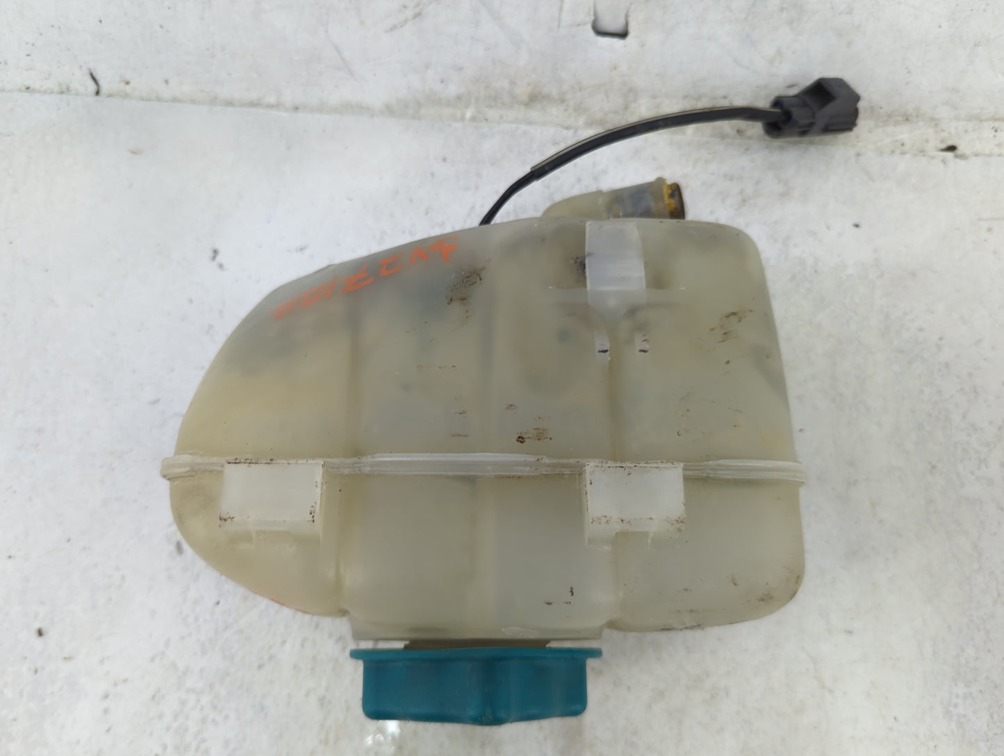 2003-2007 Volvo Xc90 Radiator Coolant Overflow Expansion Tank Bottle 1494219 - Oemusedautoparts1.com
