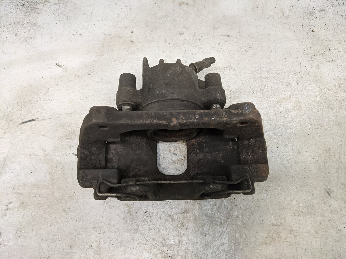 2007 Volvo Xc90 Front Passenger Right Brake Caliper - Oemusedautoparts1.com