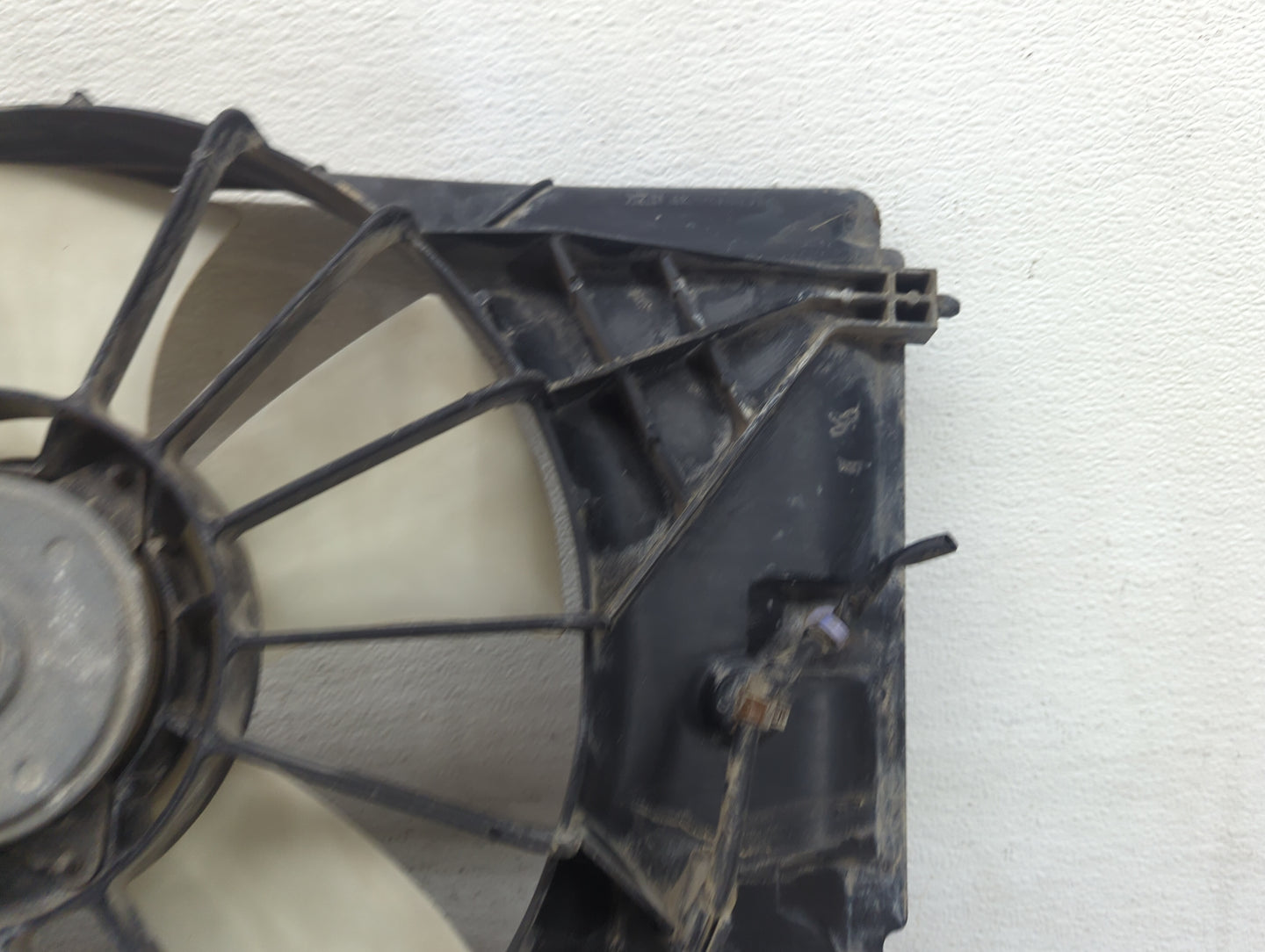 2007-2009 Acura Mdx Electric Radiator Cooling Fan Motor Assembly Fits Fits 2007 2008 2009 OEM Used Auto Parts - Oemusedautop