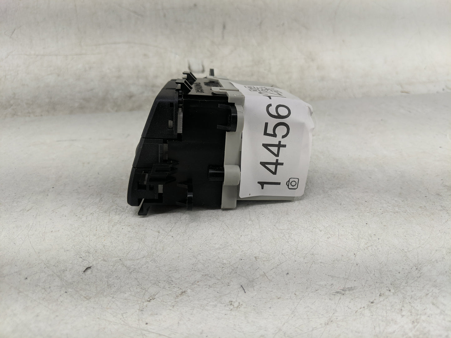 2007-2012 Acura Rdx Climate Control Module Temperature AC/Heater Replacement P/N:79620STKA410M1 D07LD Fits OEM Used Auto Par