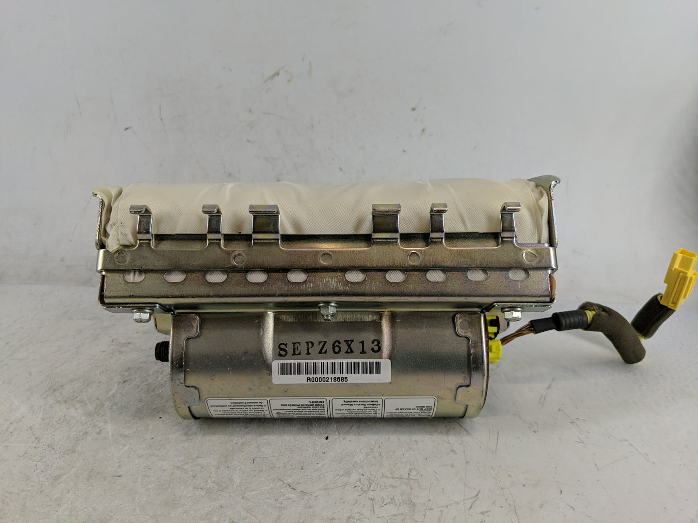 2005-2008 Acura Tl Air Bag Passenger Right Dashboard OEM P/N:P0YVS4ZJE Fits Fits 2005 2006 2007 2008 OEM Used Auto Parts - O