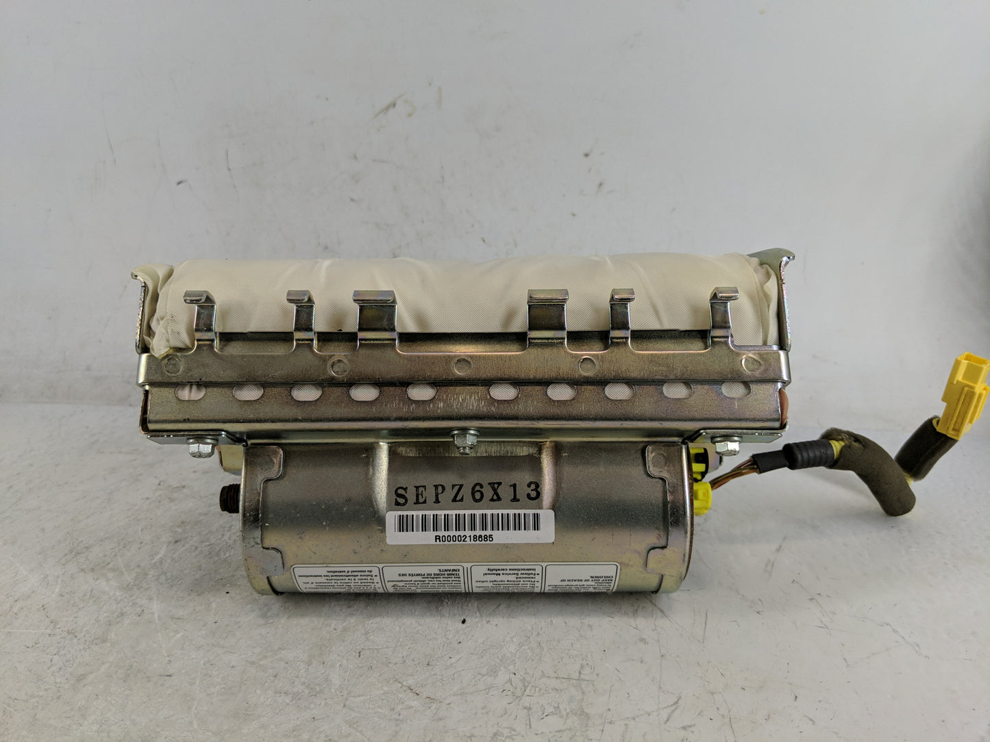 2005-2008 Acura Tl Air Bag Passenger Right Dashboard OEM P/N:P0YVS4ZJE Fits Fits 2005 2006 2007 2008 OEM Used Auto Parts - O