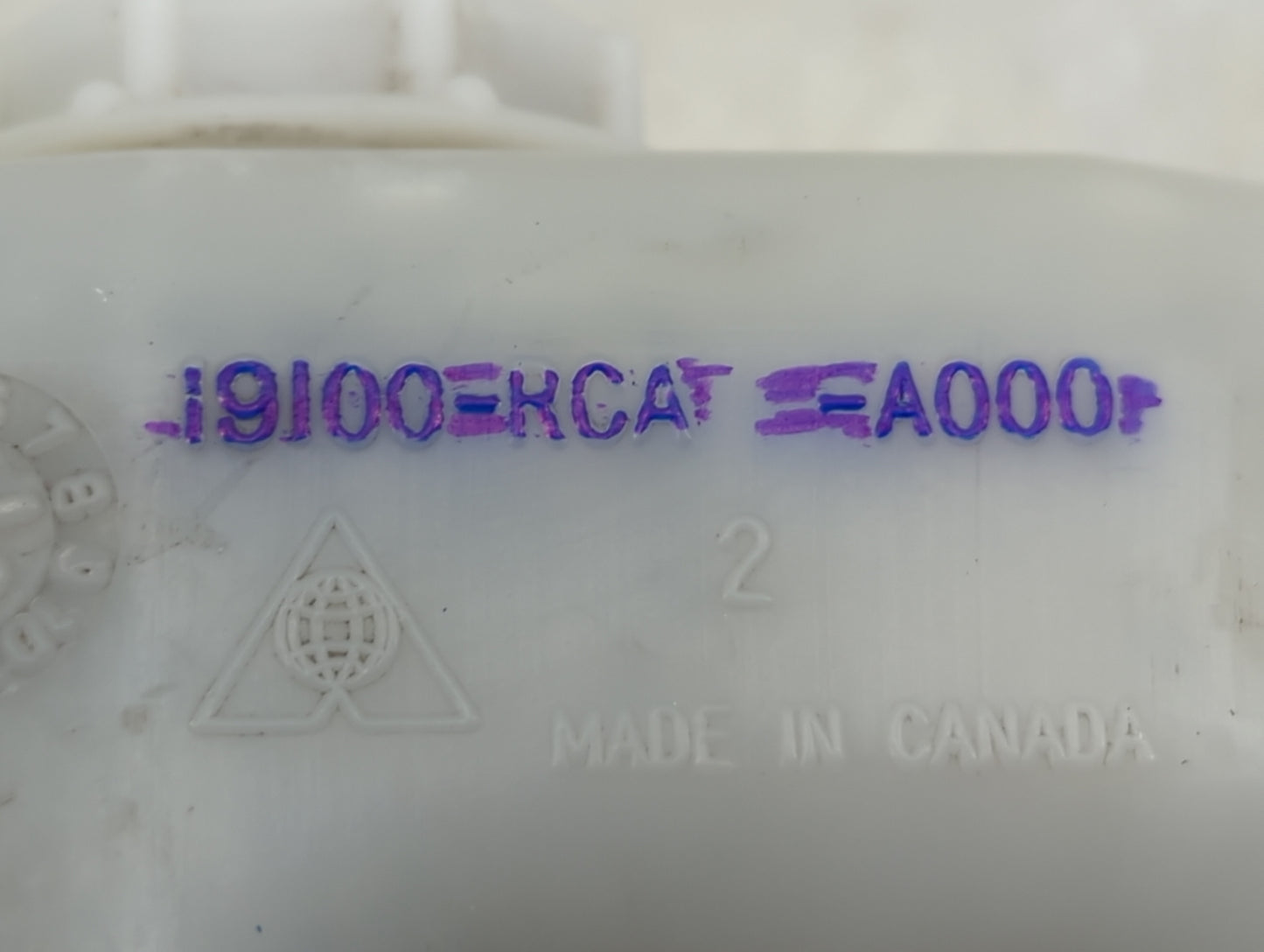 2004-2008 Acura Tl Radiator Coolant Overflow Expansion Tank Bottle 1467006 - Oemusedautoparts1.com