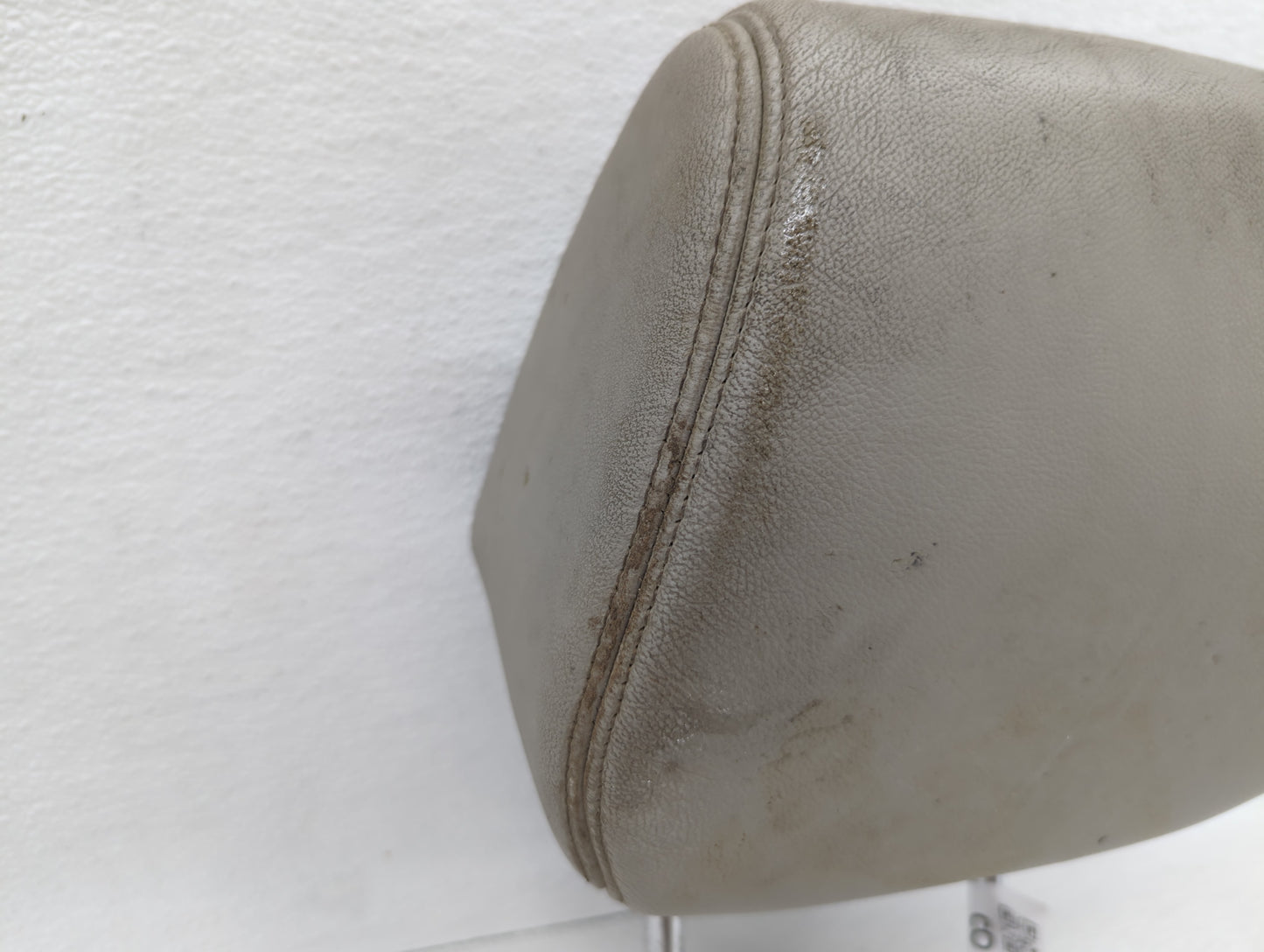 2007-2008 Acura Tl Headrest Head Rest Front Driver Passenger Seat Beige - Oemusedautoparts1.com
