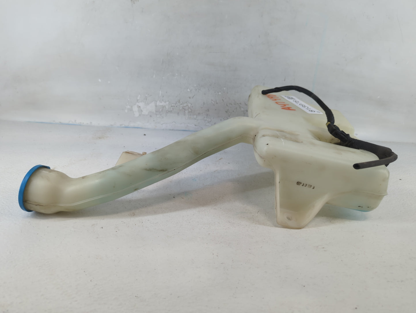 2004-2008 Acura Tl Windshield Washer Fluid Reservoir Bottle Oem - Oemusedautoparts1.com