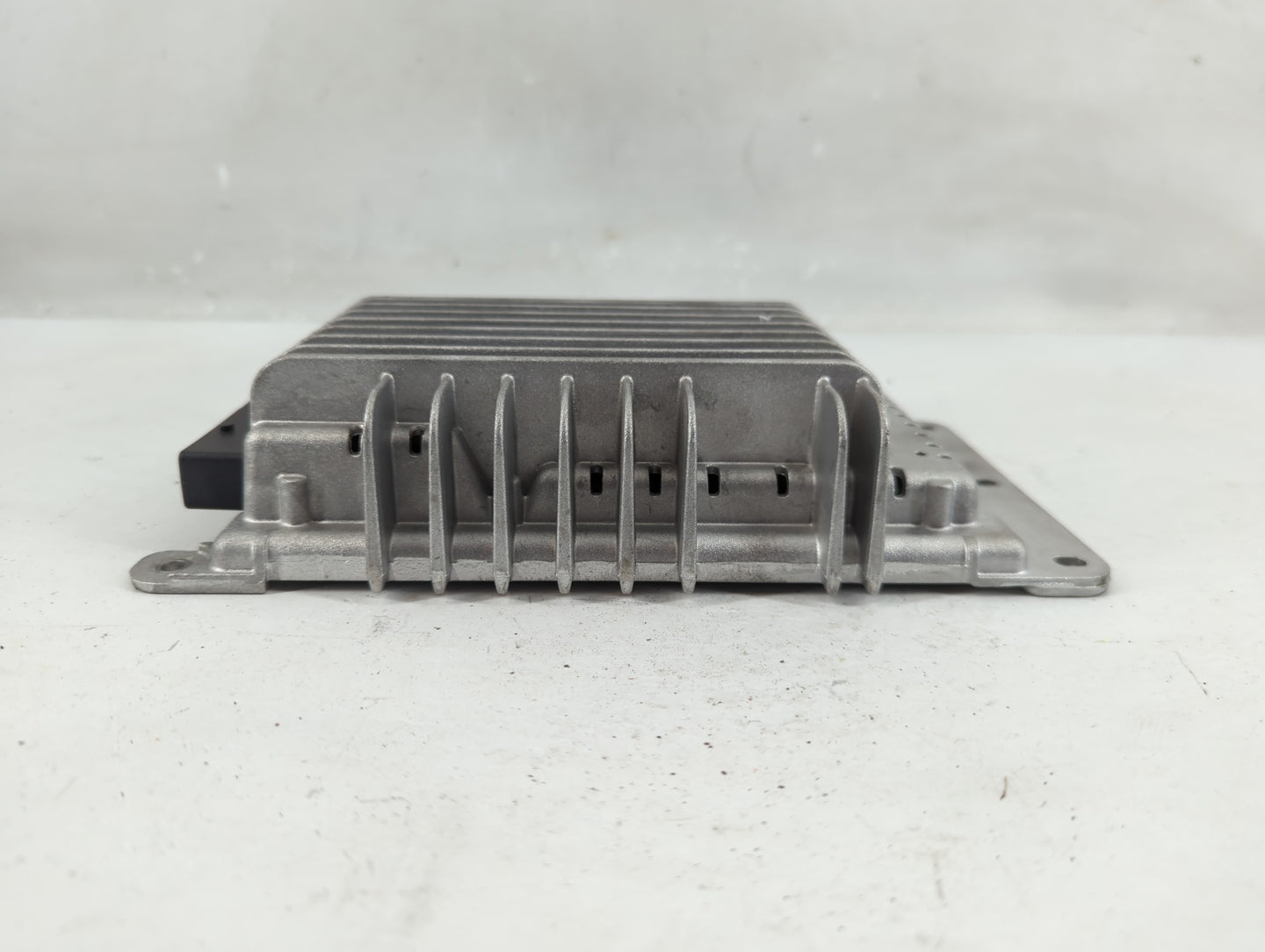 2006-2008 Audi A3 Radio Speaker Amplifier 8p4 035 223 C - Oemusedautoparts1.com