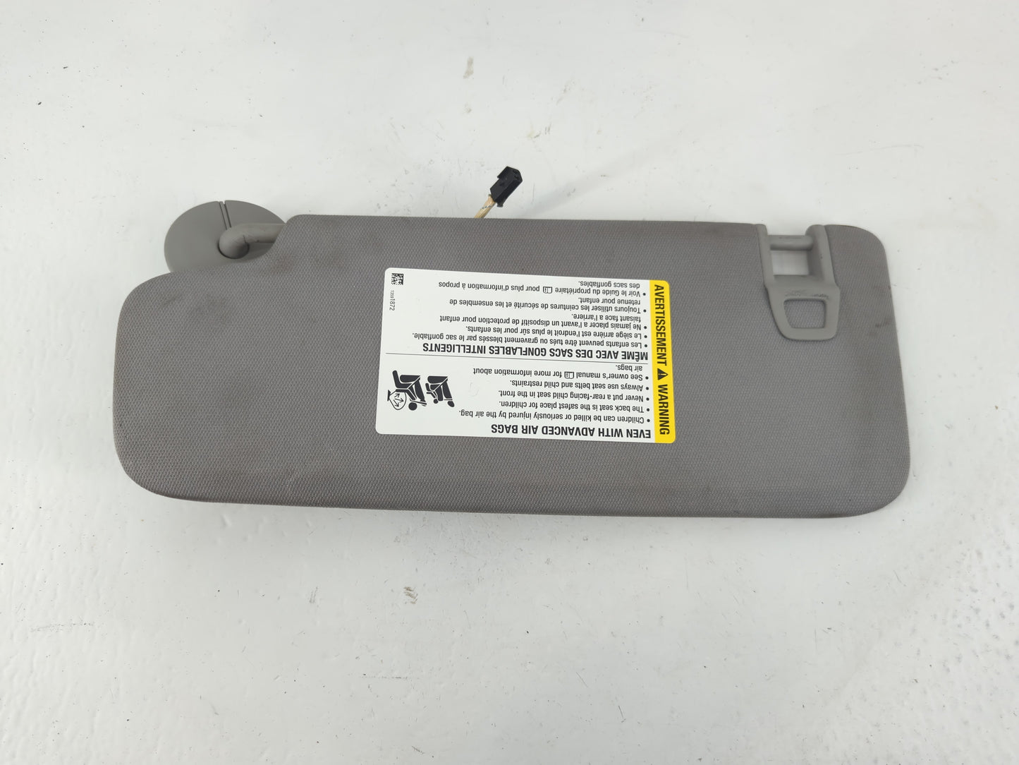 2002-2008 Audi A4 Sun Visor Shade Replacement Passenger Right Mirror Fits Fits 2002 2003 2004 2005 2006 2007 2008 OEM Used A