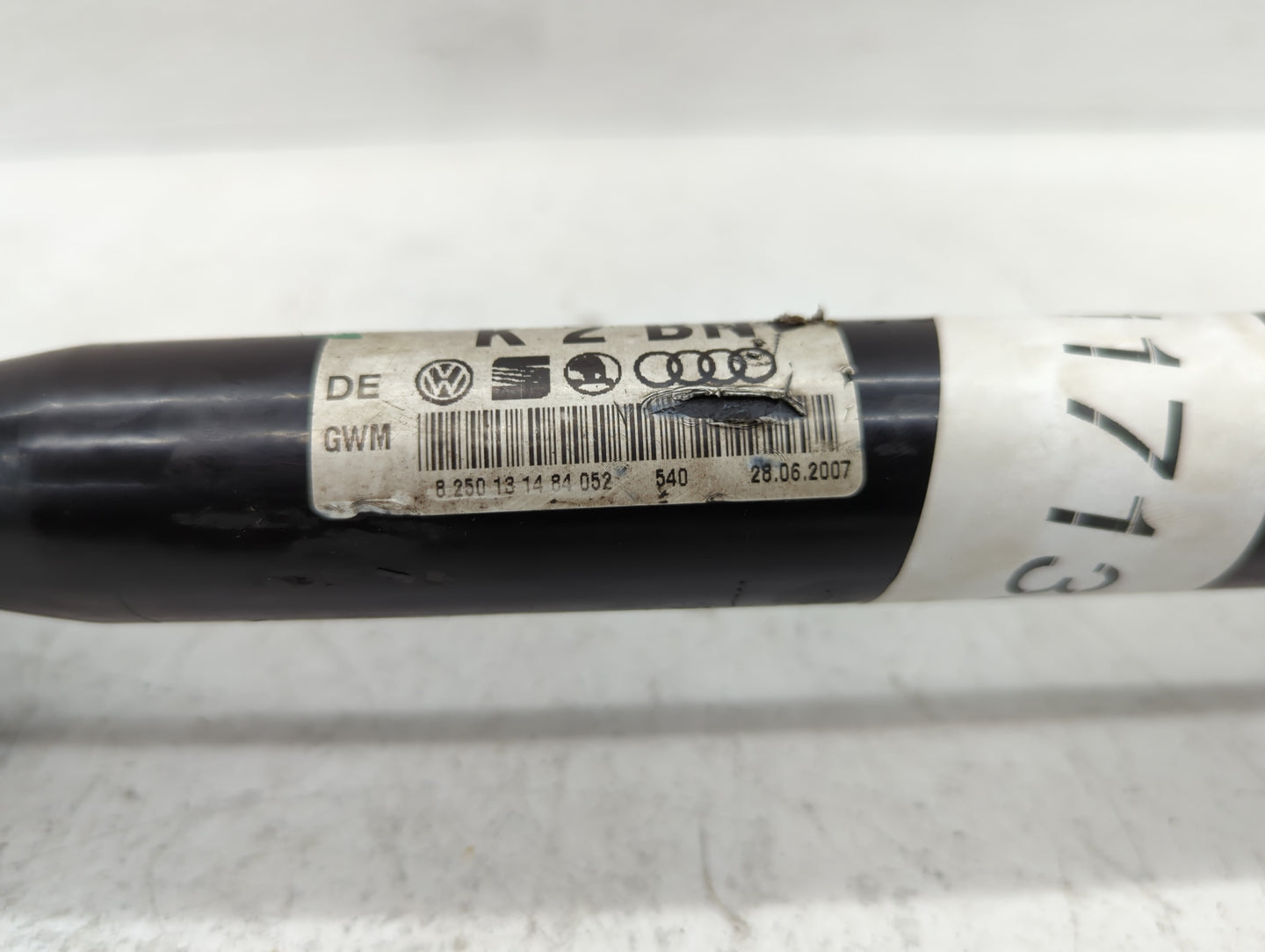 Audi A4 Axle Shaft Front Driver Cv C/v - Oemusedautoparts1.com