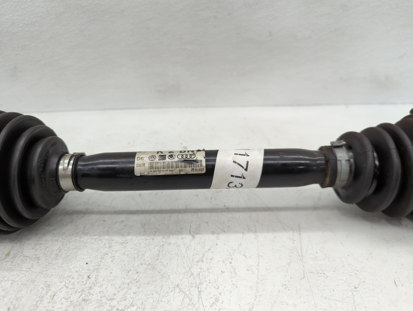 Audi A4 Axle Shaft Front Driver Cv C/v - Oemusedautoparts1.com